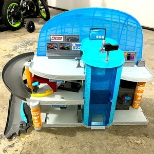 Disney Cars racing Playset